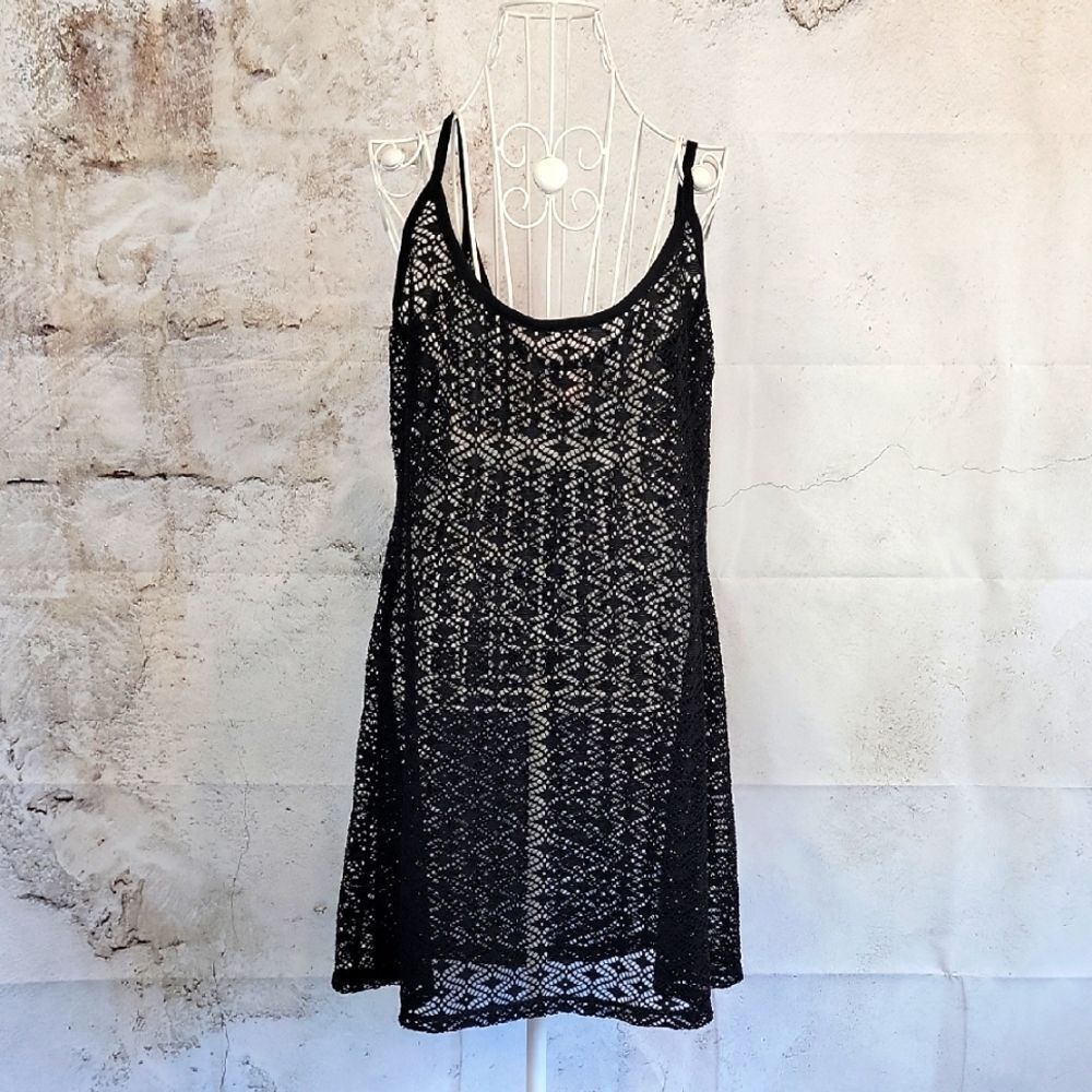 BONGO Black Lace Crochet Swim Coverup